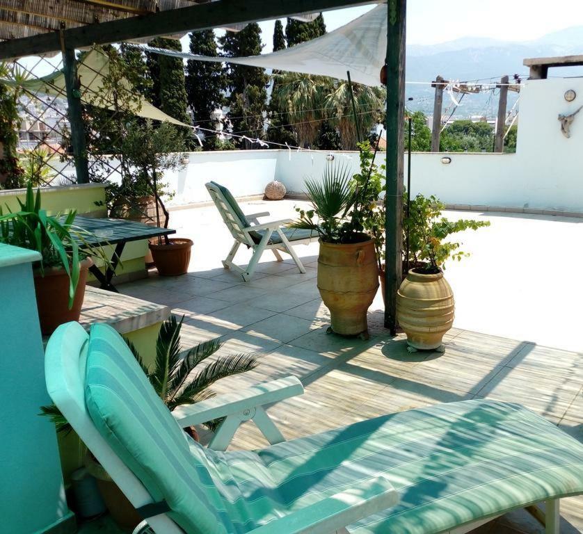 "Green Apartment" Close To Port & Center - Parking Patras Exterior photo